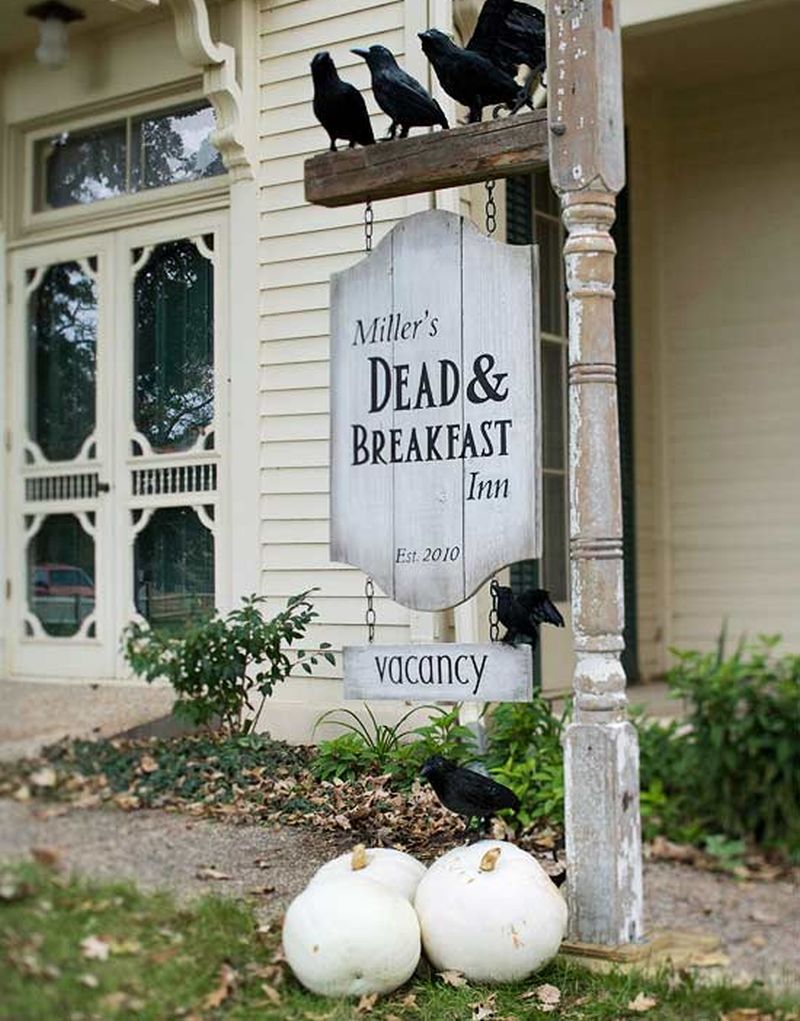 Dead & Breakfast Inn Signpost for Halloween