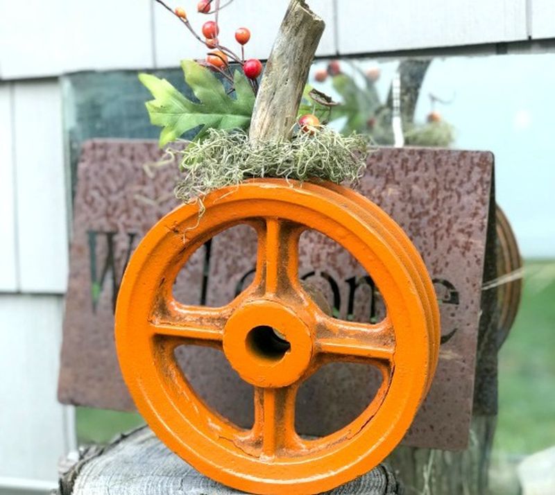 Pumpkin out of metal Wheel