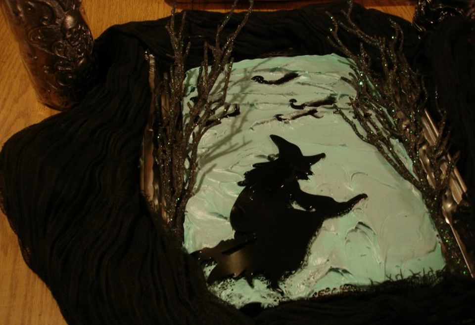 witch Halloween cake ideas