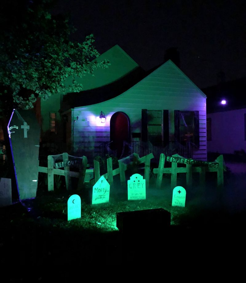 Halloween Coffin Prop and graves with green lights 