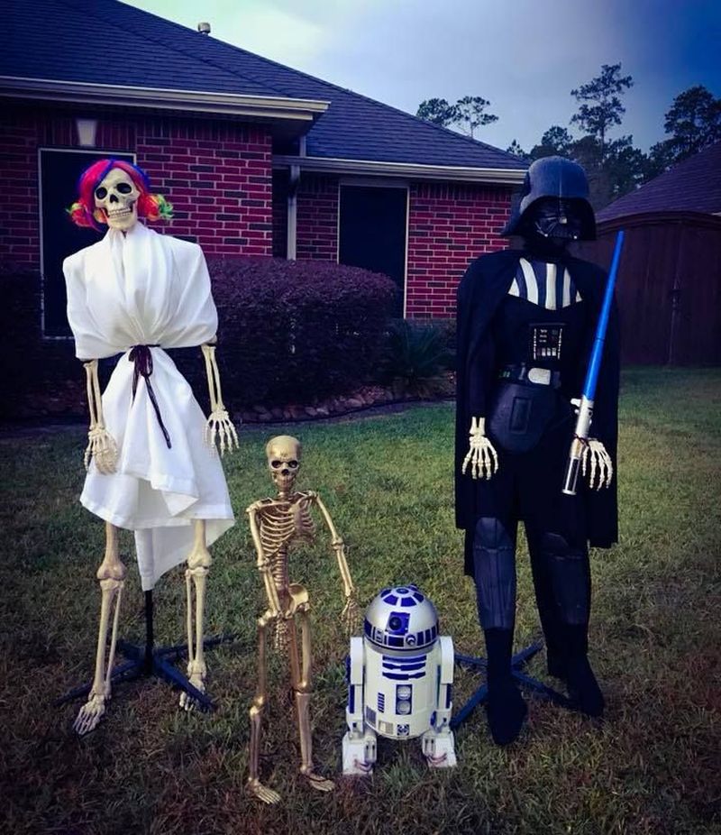 May the Force be with skeletons 
