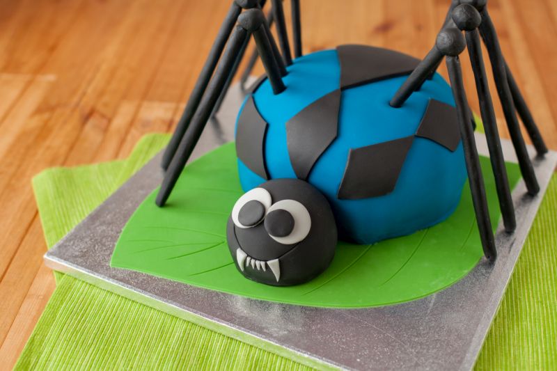 blue Spider cake for Halloween 