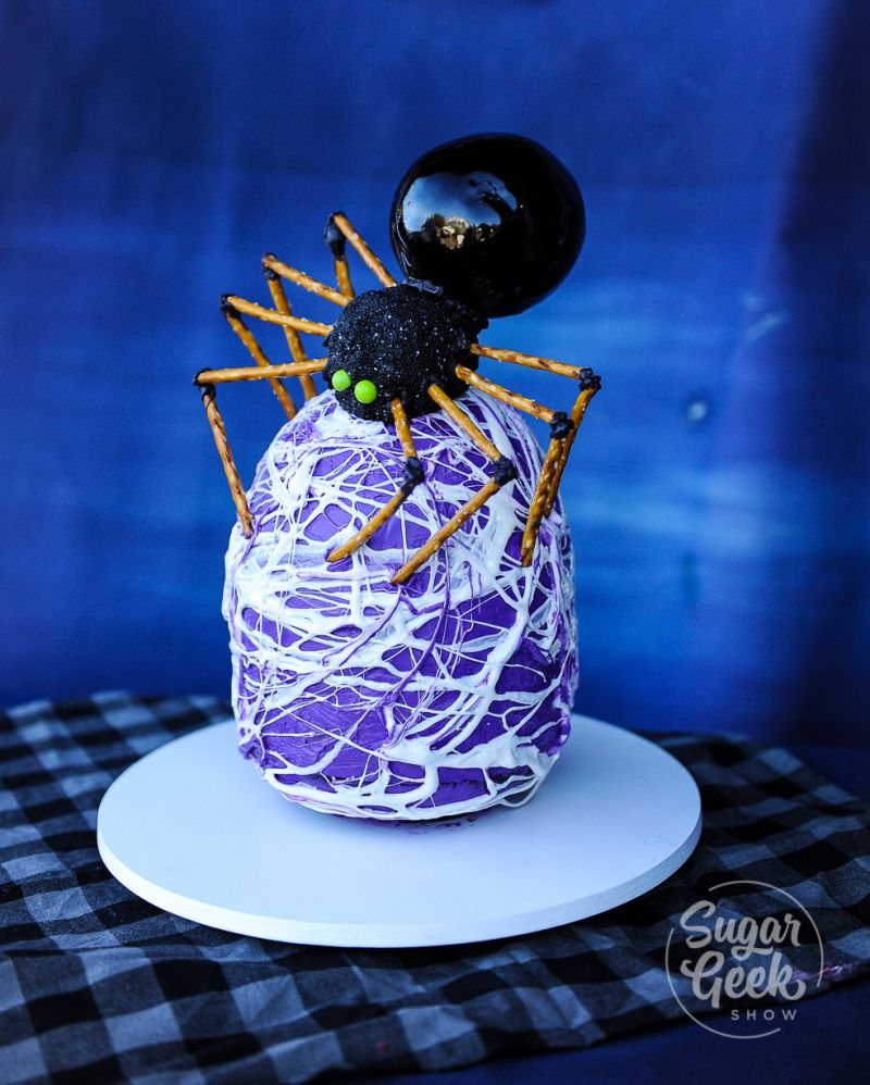 creepy Spider egg Halloween cakes