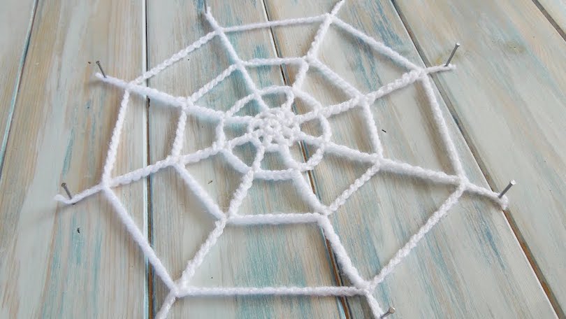 Easy spider web crochet pattern