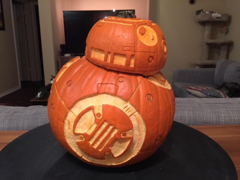 Star Wars-inspired Halloween pumpkin carving pattern  