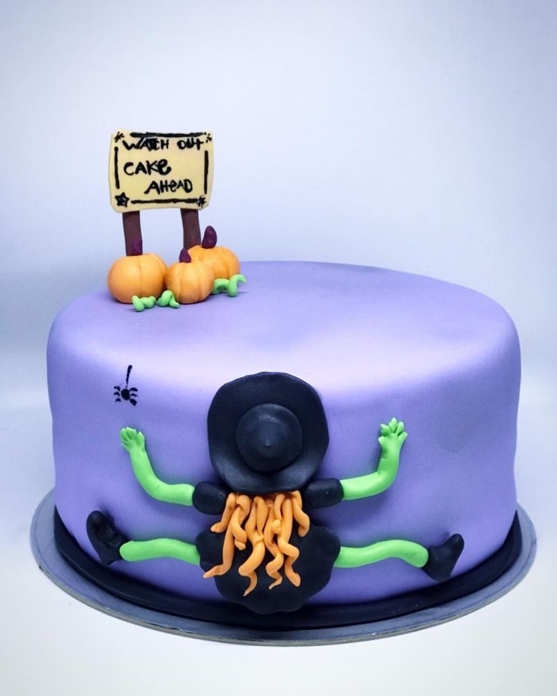 Witch cake for Halloween 